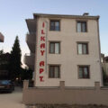 İlkay Apart